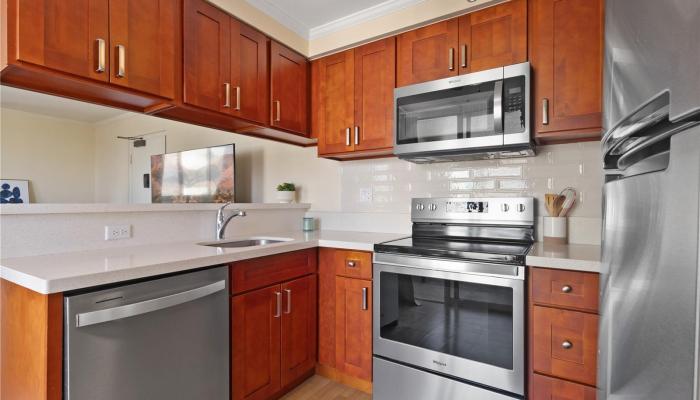 Fairway House condo # 9A, Honolulu, Hawaii - photo 1 of 24