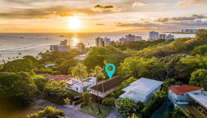 2984  Makalei Place Diamond Head, Diamond Head home - photo 1 of 25