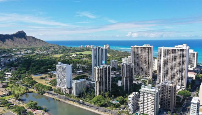 Liliuokalani Gardens condo # 419, Honolulu, Hawaii - photo 1 of 25