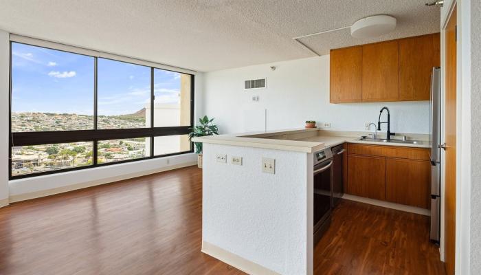 Liliuokalani Gardens condo # II2411, Honolulu, Hawaii - photo 1 of 1