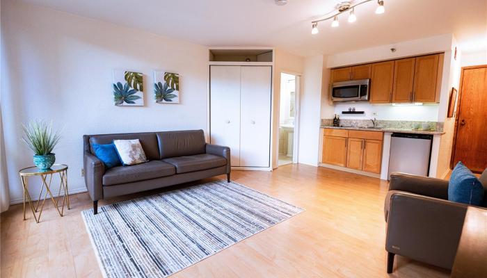 Liliuokalani Gardens condo # II320, Honolulu, Hawaii - photo 1 of 1