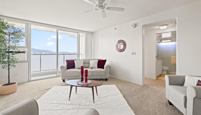 Country Club Village 6 condo # 1804, Honolulu, Hawaii - photo 1 of 20