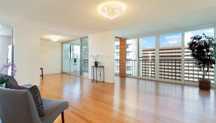 Kahana Kai condo # 404, Honolulu, Hawaii - photo 1 of 1