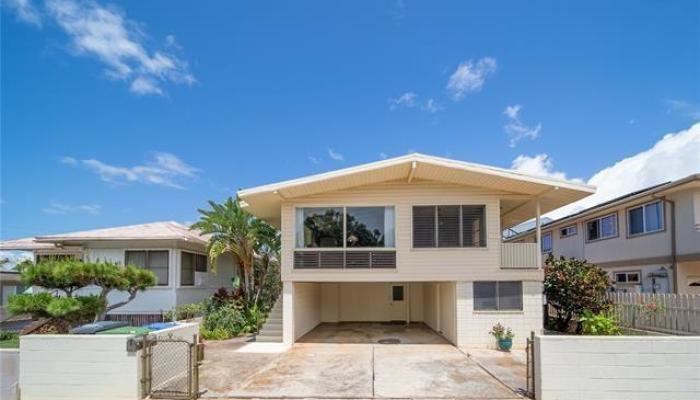 3118  Esther St Kapahulu, Diamond Head home - photo 1 of 16