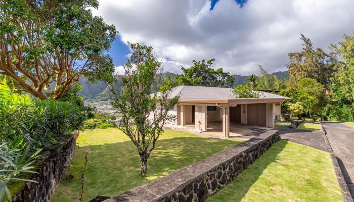 3129  Beaumont Woods Place Manoa-woodlawn, Honolulu home - photo 1 of 1