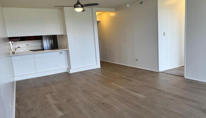 Horizon View Tower condo # 22A, Honolulu, Hawaii - photo 1 of 19