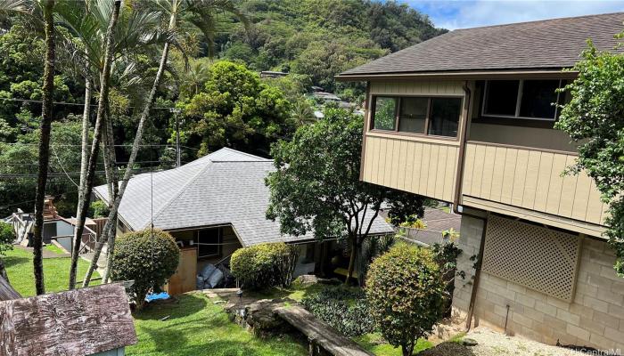 3190  Kalihi Street Kalihi Valley, Honolulu home - photo 1 of 1