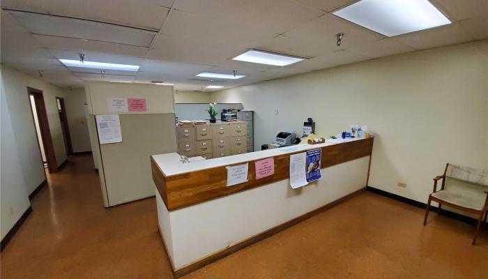 321 Kuakini Street Honolulu Oahu commercial real estate photo1 of 1