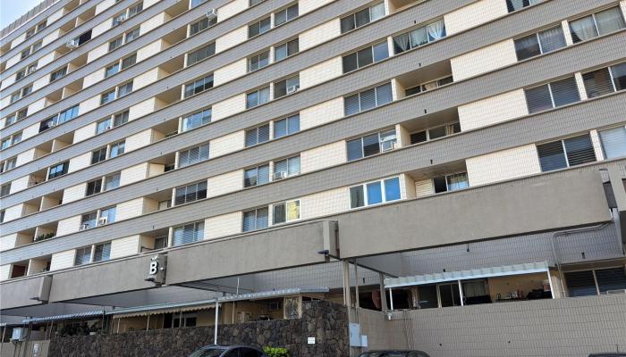 Sunset Lakeview condo # B404, Honolulu, Hawaii - photo 1 of 11