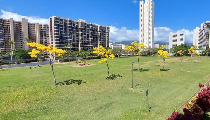 Lakeside Coronet condo # 301, Honolulu, Hawaii - photo 1 of 1