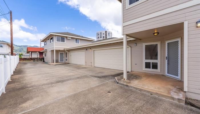 3424  Harding Ave Kaimuki, Diamond Head home - photo 1 of 25