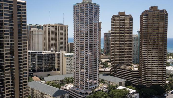 Windsor The condo # 1004, Honolulu, Hawaii - photo 1 of 25