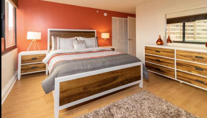 Windsor The condo # 1404, Honolulu, Hawaii - photo 1 of 20