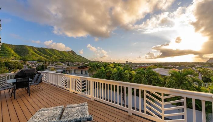 3515  Upper Street Kapahulu, Diamond Head home - photo 1 of 1