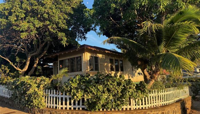 3554  Trousseau Street Kapahulu, Diamond Head home - photo 1 of 1