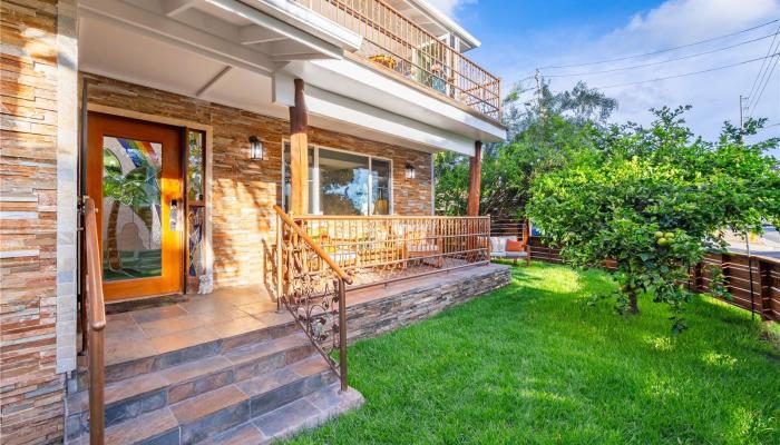 3568  Leahi Ave Kapahulu, Diamond Head home - photo 1 of 1