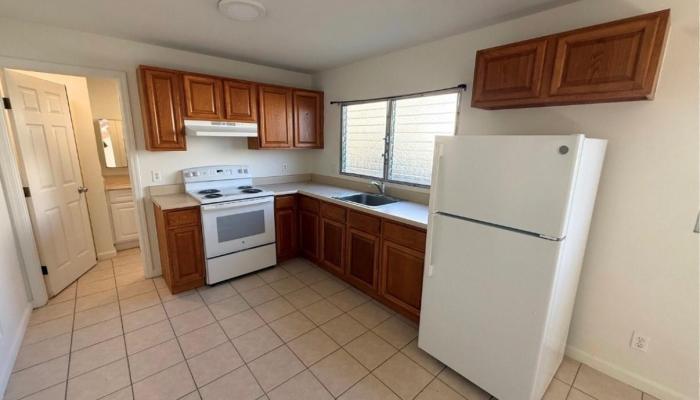 3632 Salt Lake Blvd Honolulu - Rental - photo 1 of 7