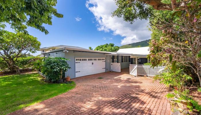 364  Mamaki Street Niu Valley, Diamond Head home - photo 1 of 25