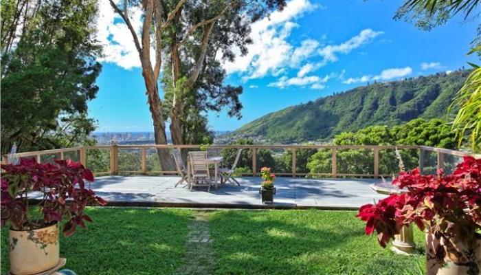 3692, 3694, 3695, 3698  Woodlawn Terrace Pl Manoa-woodlawn, Honolulu home - photo 1 of 22