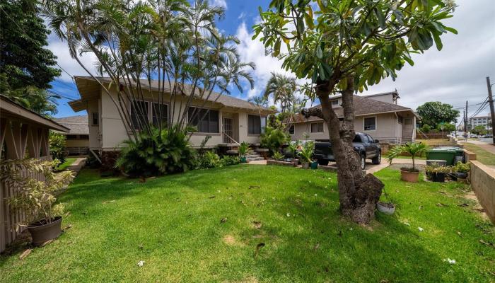 3811  Waialae Ave Kaimuki, Diamond Head home - photo 1 of 1