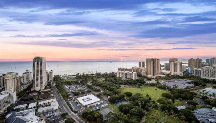 The Ritz-Carlton Residences condo # E3603, Honolulu, Hawaii - photo 1 of 25
