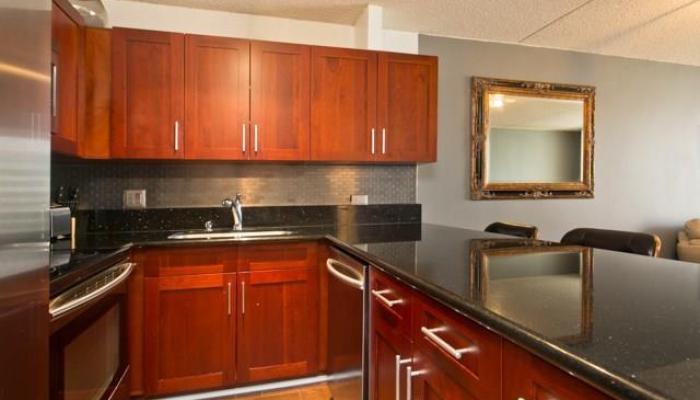 Villa On Eaton Square condo # 1007, Honolulu, Hawaii - photo 1 of 12