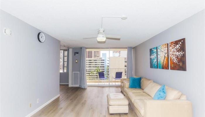 Villa On Eaton Square condo # 1109, Honolulu, Hawaii - photo 1 of 25