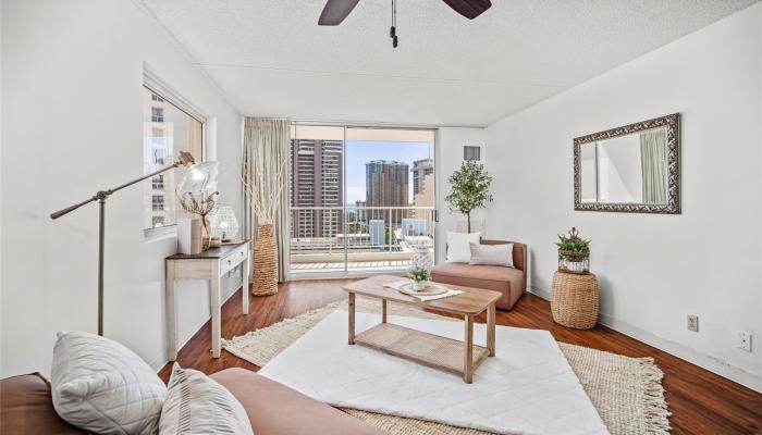 Villa on Eaton Square condo # 2015, Honolulu, Hawaii - photo 1 of 25