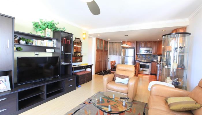 Villa On Eaton Square condo # 2715, Honolulu, Hawaii - photo 1 of 1