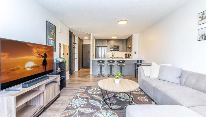 Villa On Eaton Square condo # 603, Honolulu, Hawaii - photo 1 of 1