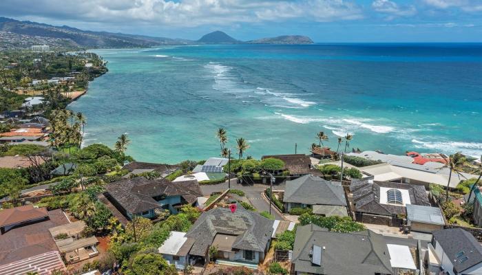 4134  Akulikuli Terrace Kahala-black Point, Diamond Head home - photo 1 of 1