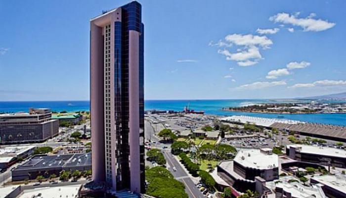 One Waterfront Tower condo # 1004 MAKAI, Honolulu, Hawaii - photo 1 of 20