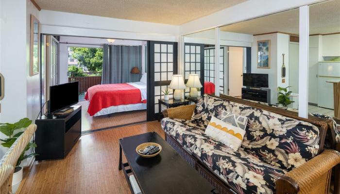 Hawaiian King condo # 503, Honolulu, Hawaii - photo 1 of 1