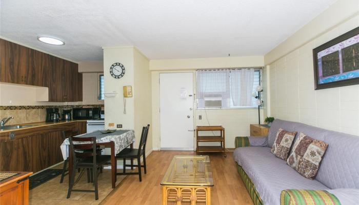 Hawaiian King condo # 504, Honolulu, Hawaii - photo 1 of 25