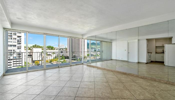 Sunset Towers condo # 903, Honolulu, Hawaii - photo 1 of 23