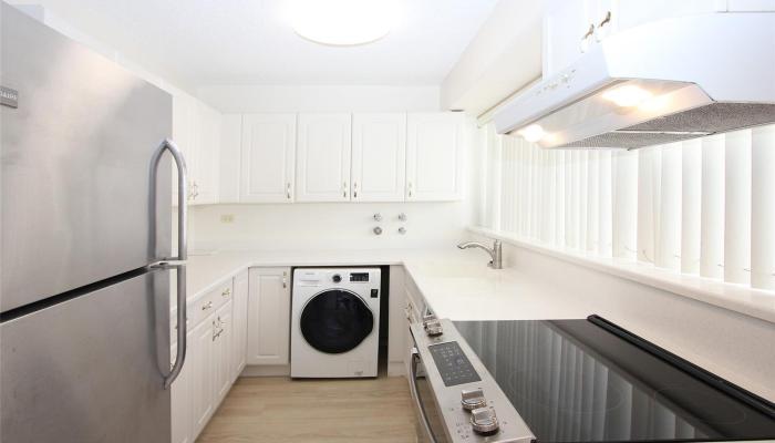 419 Keoniana St Honolulu - Rental - photo 1 of 9