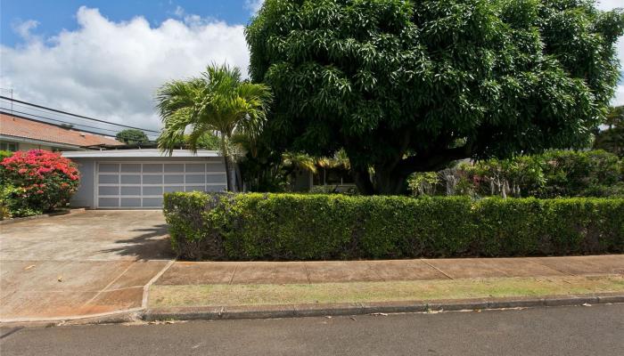 4216  Amau Street Kahala Area, Diamond Head home - photo 1 of 16