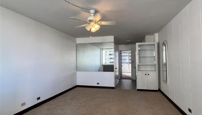 Kalia condo # P8A, Honolulu, Hawaii - photo 1 of 1