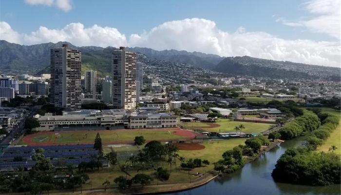 Aloha Towers condo # 2501, Honolulu, Hawaii - photo 1 of 1