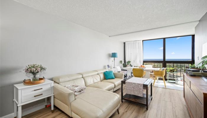 Kahala Towers condo # A1804, Honolulu, Hawaii - photo 1 of 1