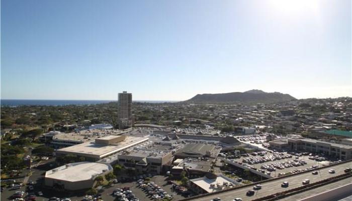 Kahala Towers condo # A2002, Honolulu, Hawaii - photo 1 of 13