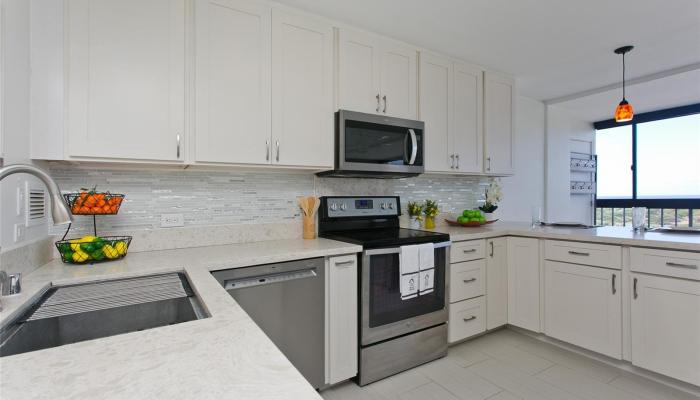 Kahala Towers condo # B1205, Honolulu, Hawaii - photo 1 of 1