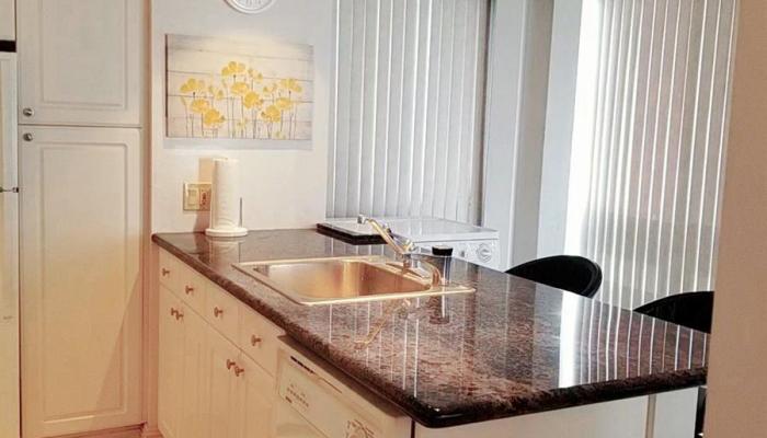 Palms Inc condo # 1104, Honolulu, Hawaii - photo 1 of 1