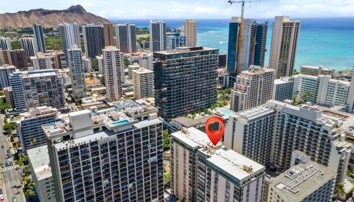 Palms Inc condo # 304, Honolulu, Hawaii - photo 1 of 24