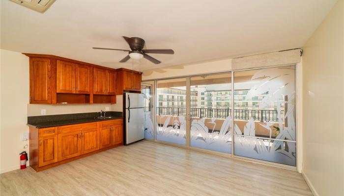 Palms Inc condo # PH2, Honolulu, Hawaii - photo 1 of 25