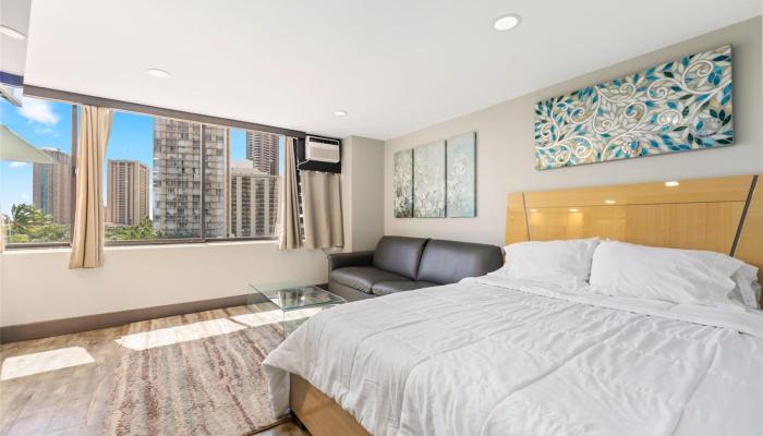 Hawaiian Monarch condo # 905, Honolulu, Hawaii - photo 1 of 1