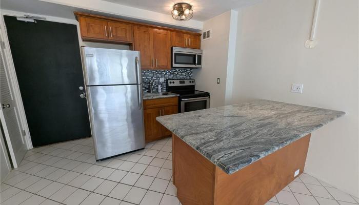 Rosalei Ltd condo # 402, Honolulu, Hawaii - photo 1 of 10