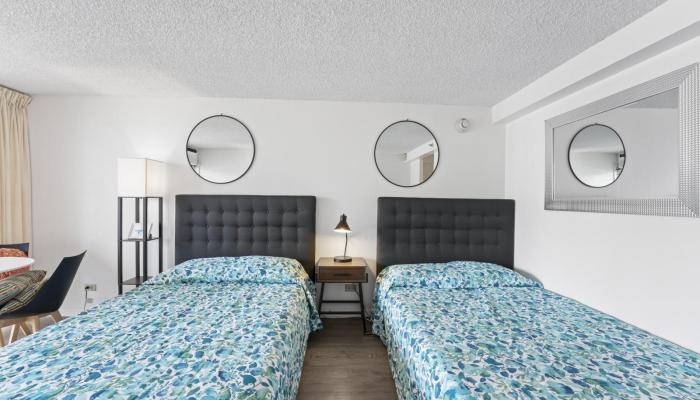 445 Seaside Ave Honolulu - Rental - photo 1 of 18