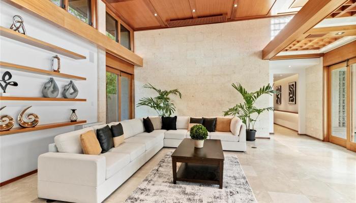 4498  Pahoa Ave Kahala Area, Diamond Head home - photo 1 of 23