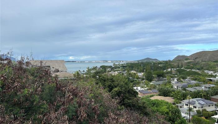 44-99  Keaalau Pl Bay View Garden, Kaneohe home - photo 1 of 7